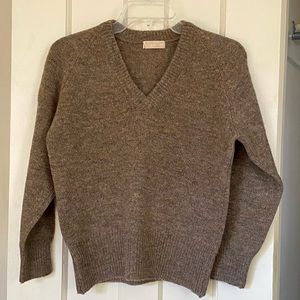 Vintage BURBERRYS of LONDON Brown Wool V-Neck Long Sleeve Sweater 1970’s